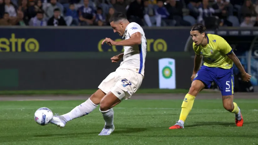 Gol Deniza Gula (Porto) na meču sa Arukom